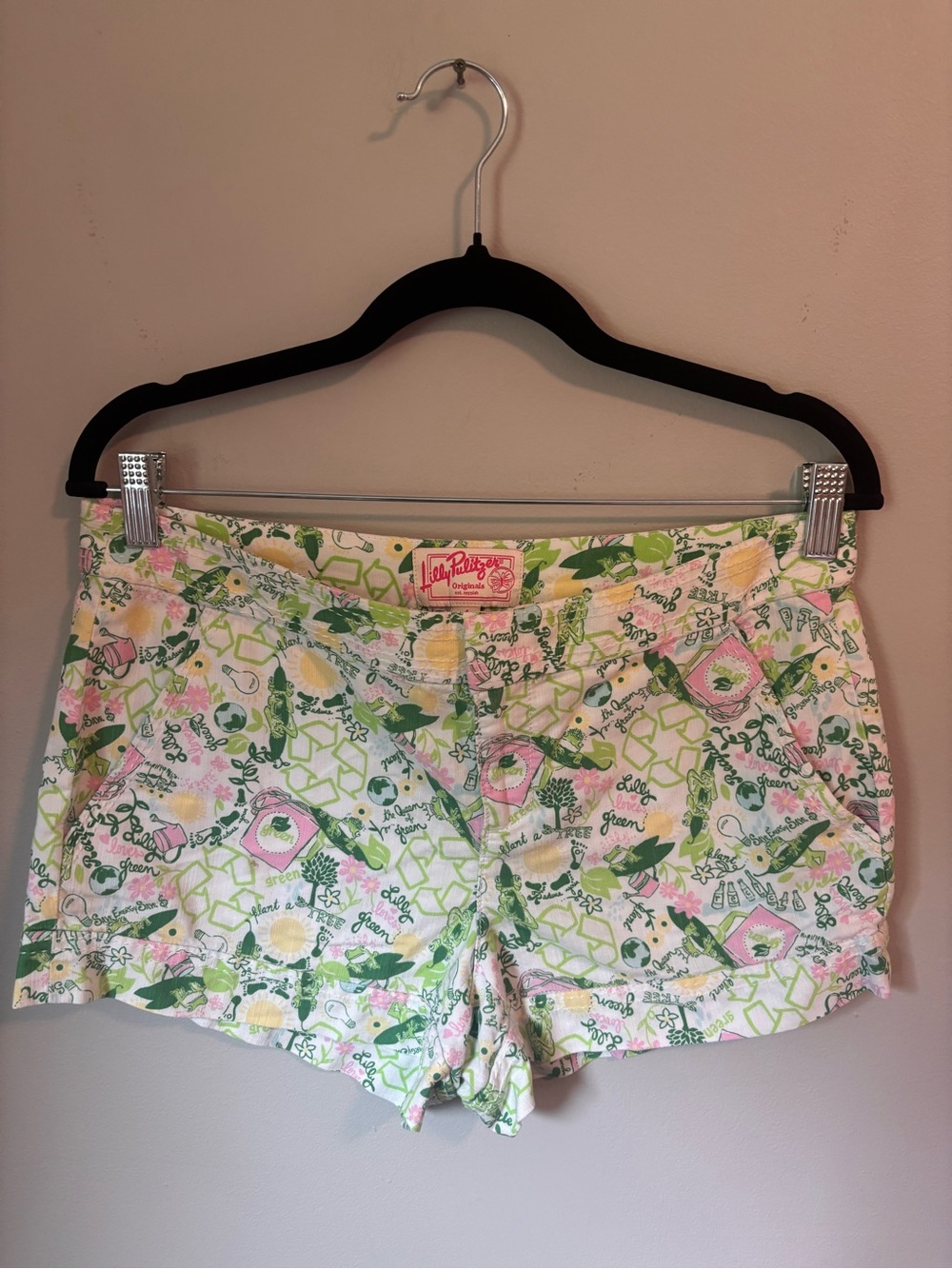 HTF Lilly Pulitzer Originals “Queen of Green” Walsh Shorts